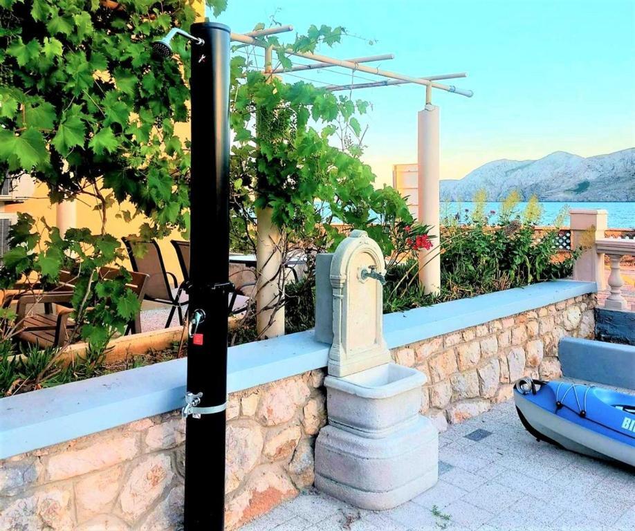 Beach Villa Baska Værelse billede